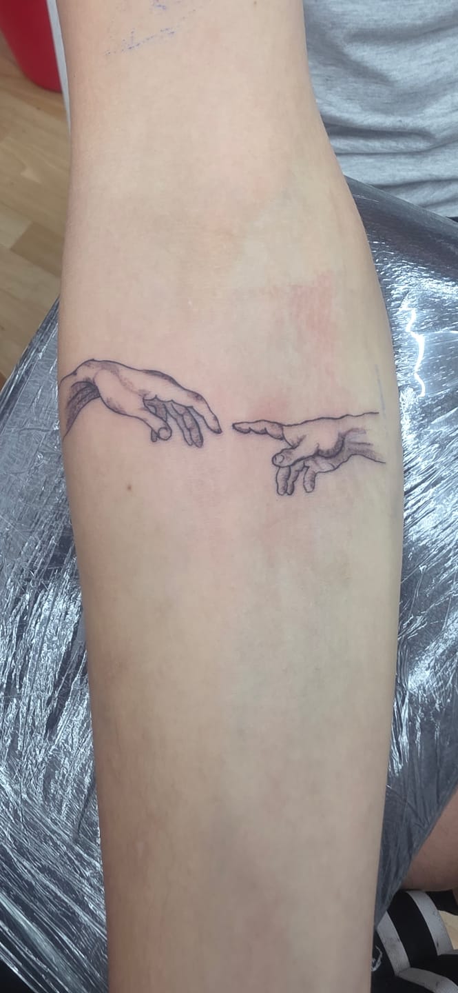 Customer photo review of EMALLA Eliot Pro Tattoo Cartridge Needles Curved Magnum (Box of 20)