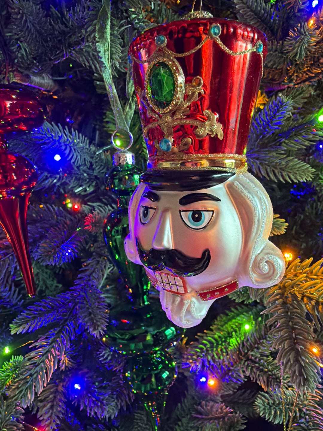 Customer photo review of Kurt Adler Glass Nutcracker & King Head Ornament