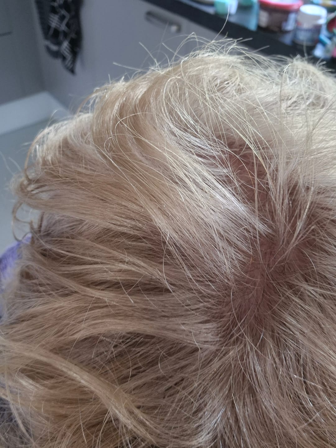 Customer photo review of Mattie Professional Nature (9.0) Intense Very Light Blonde - Vegan Permanent Hair Color Cream 60ml