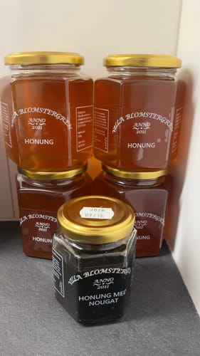 Customer photo review of 2 kg flytande honung + 250g honung med nougat för 579kr ink. fri frakt!
