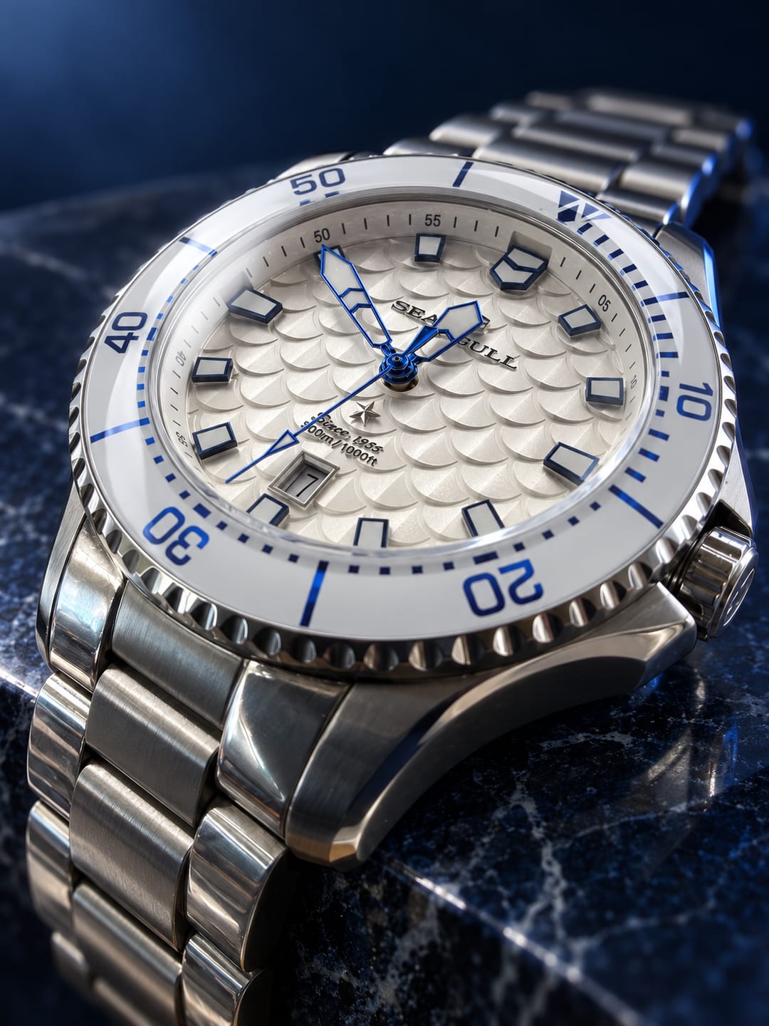 Customer photo review of Ocean Series Pro "Dragon Kings of the Four Seas" Dragon-scale Dial 300m Waterproof Diving Watch 44mm