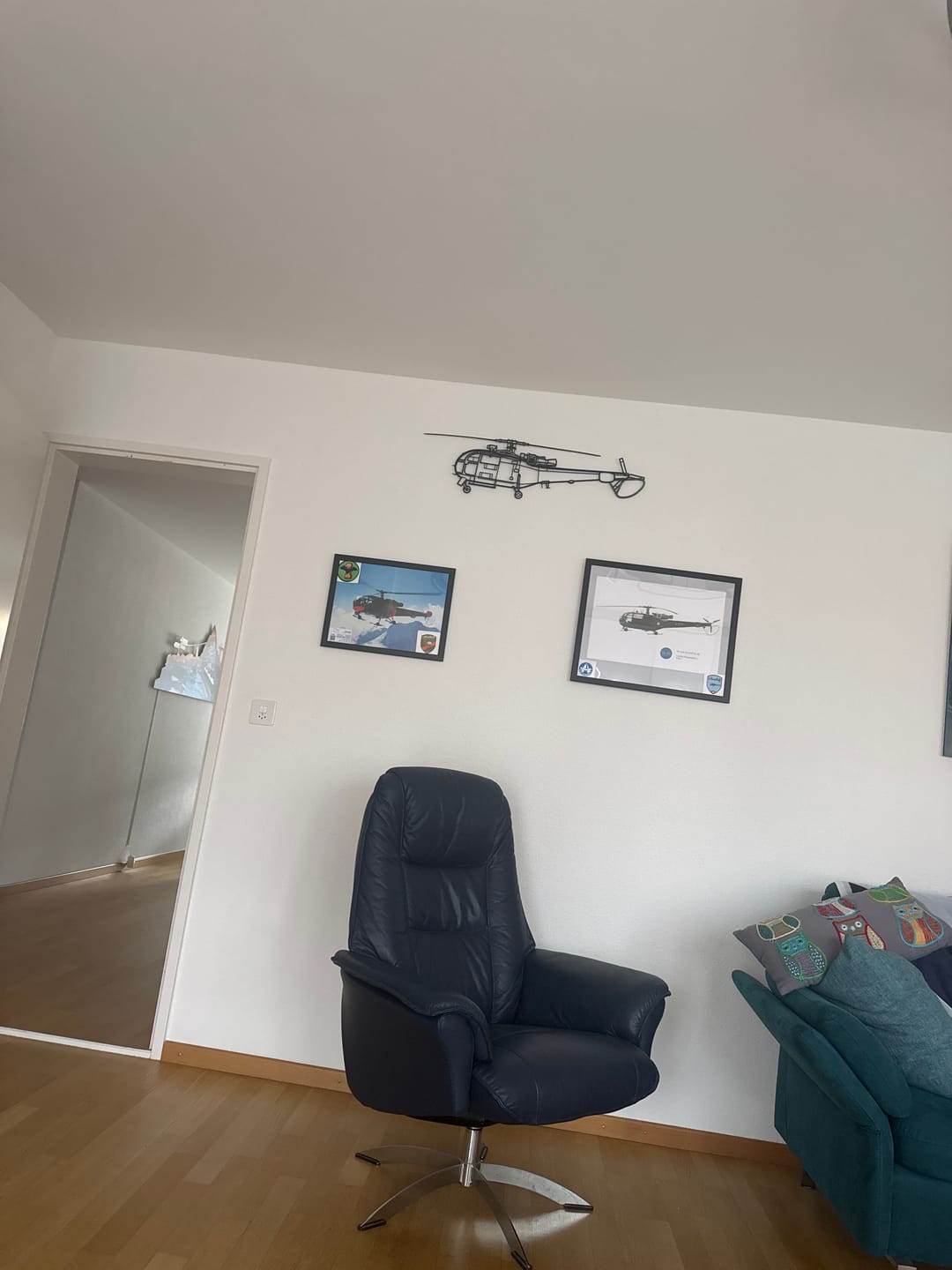 Customer photo review of SA316B Alouette Il Securite Civile Silhouette Metal Wall Art