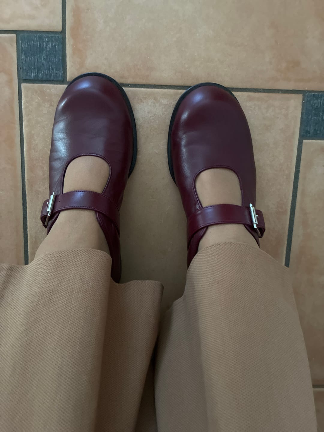 Customer photo review of Grock Cherry mary jane in nappa ciliegia tacco 3 lav. artigianale lagattaconglistivali