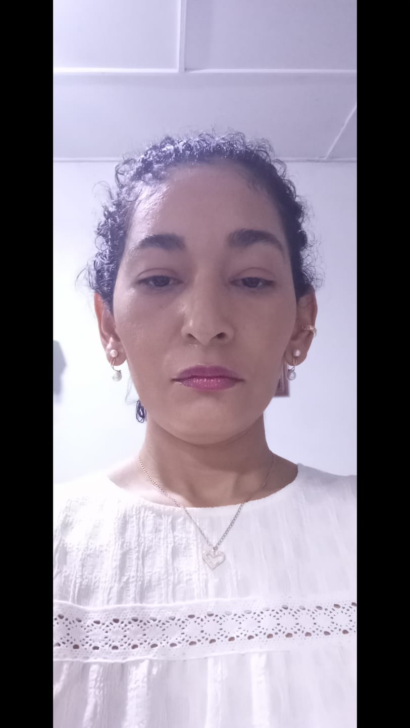 Customer photo review of Liquid Poreless Putty Primer