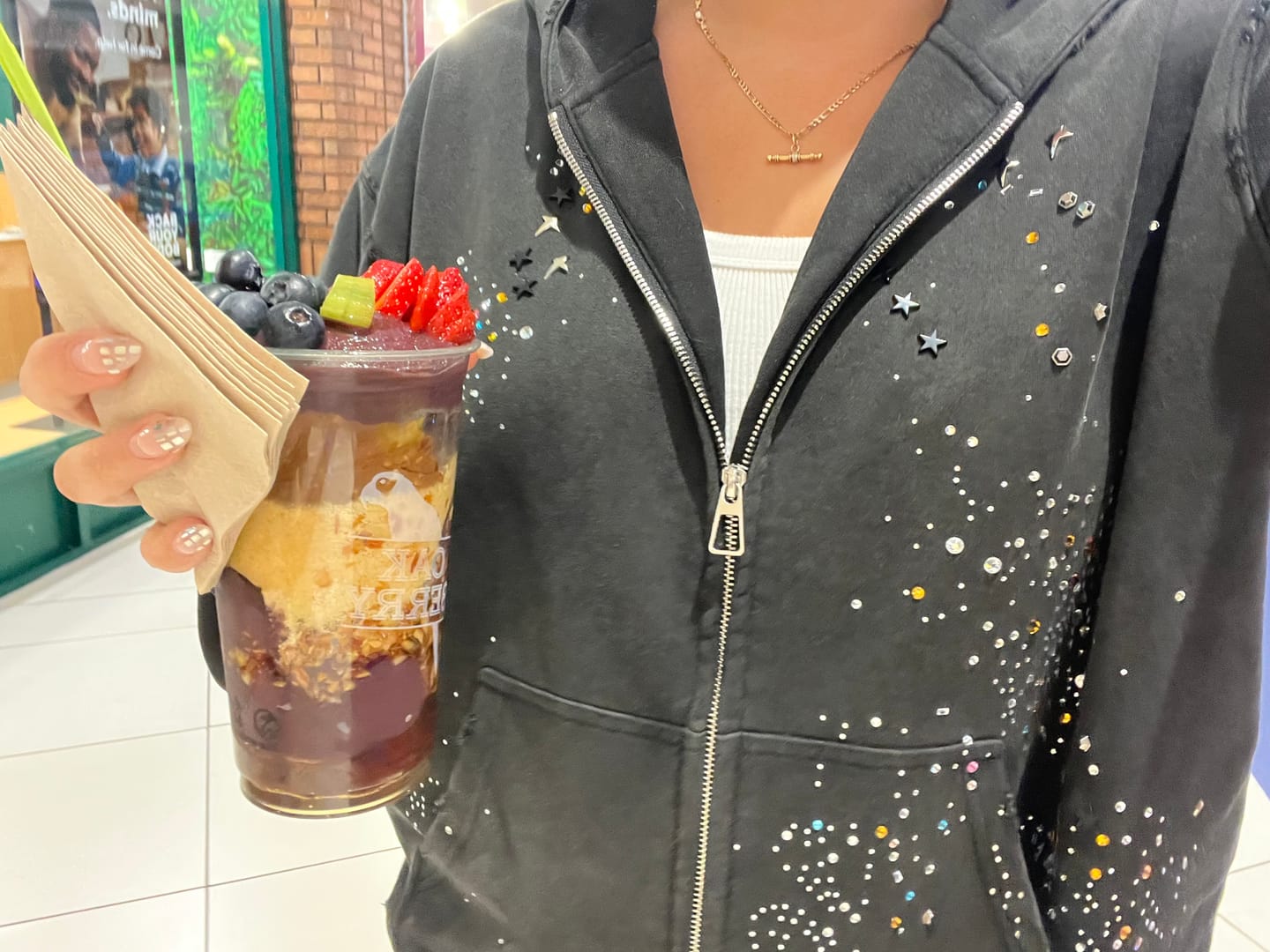 Customer photo review of Aelfric Eden Rhinestone Regular Zip Up Hoodie