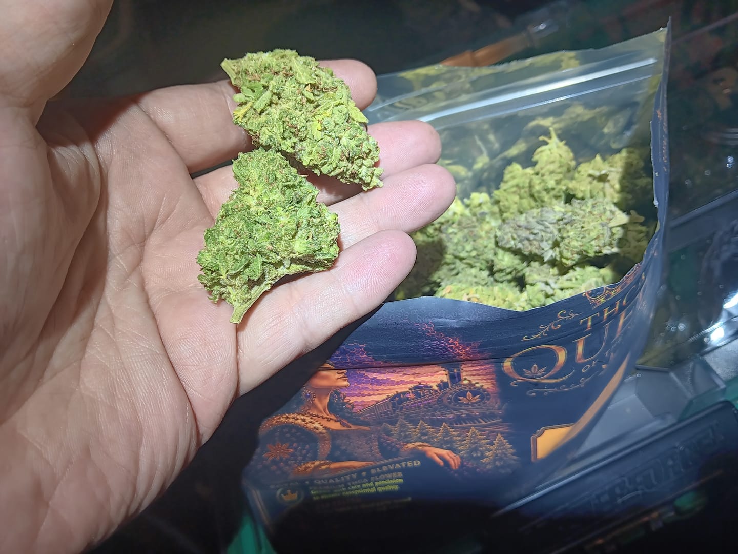 Customer photo review of THCA Queen