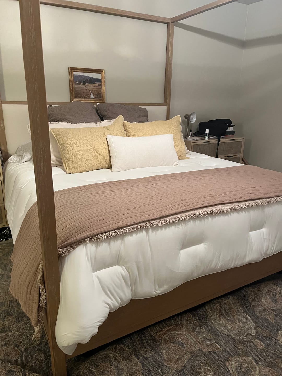Customer photo review of MarshMellow Comforter