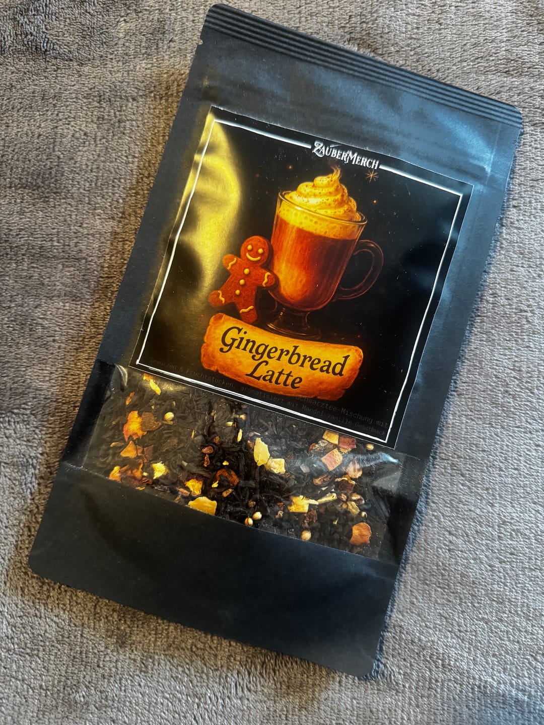 Customer photo review of Gingerbread Latte – Weihnachtlicher Schwarztee mit Mandel & Vanille | Limitierter Winter Tee