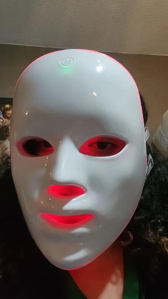 Customer photo review of NYSTOX LED MASK