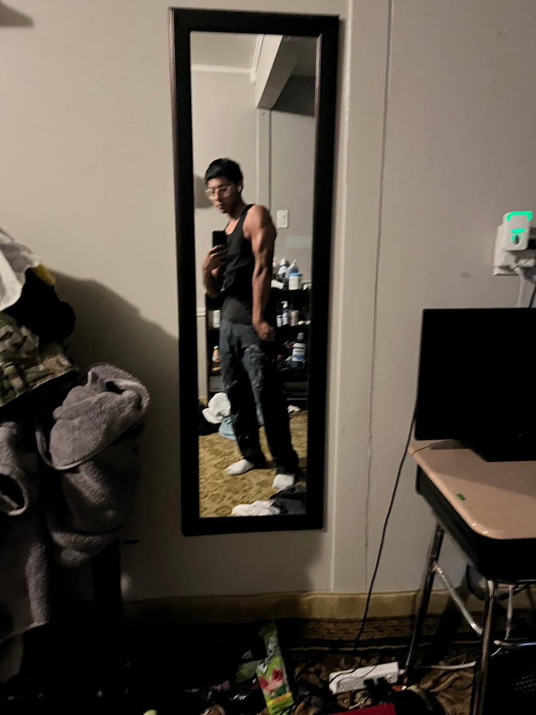 Customer photo review of 4135 - YLA x Axel - Spartan Tees