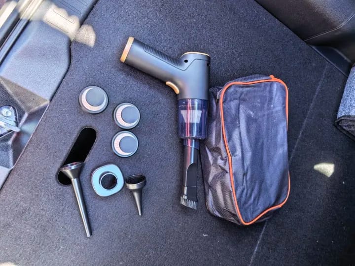 Customer photo review of DOUA MiniVac Pro