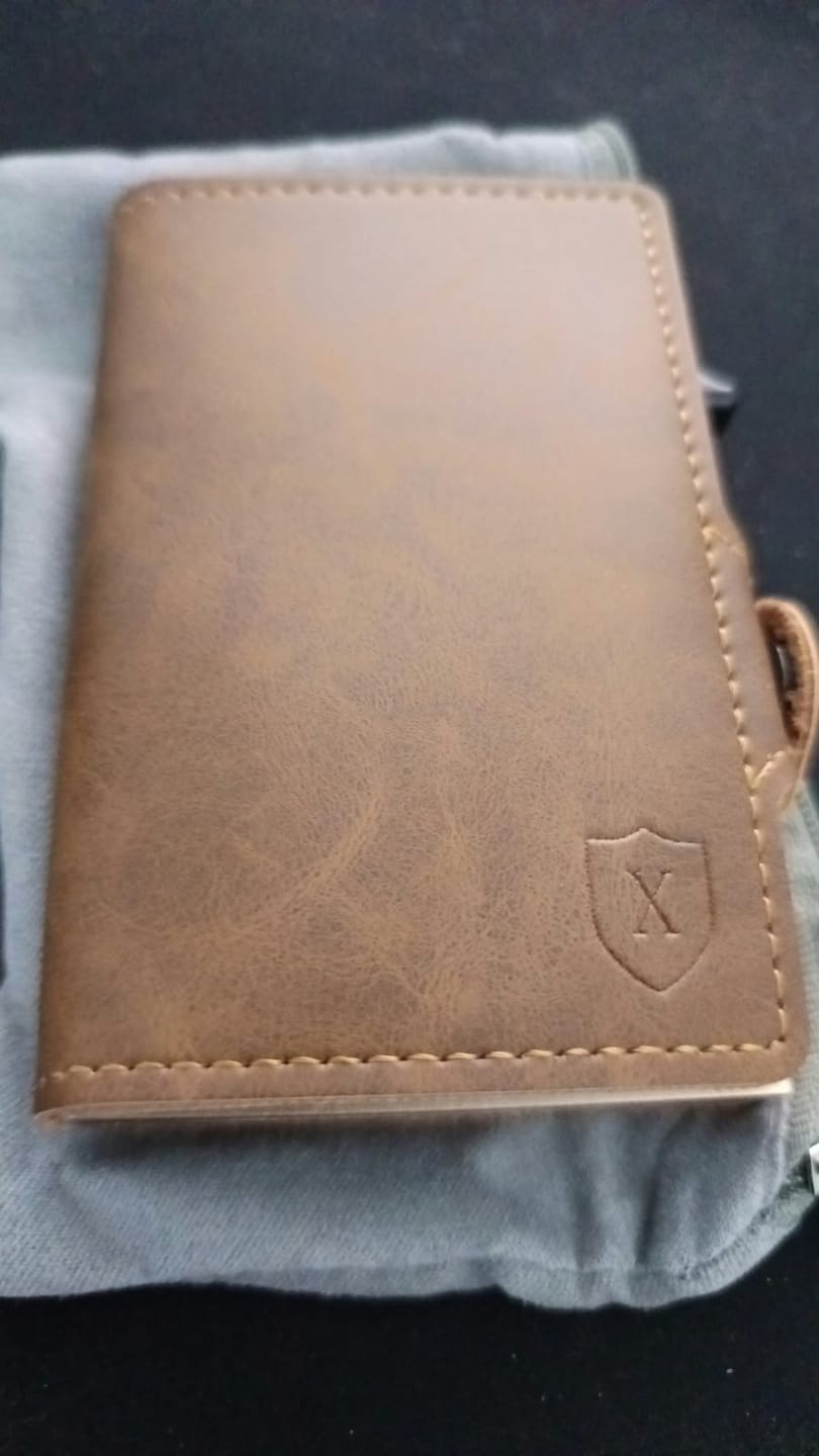 Customer photo review of Billetera Modelo Deluxe