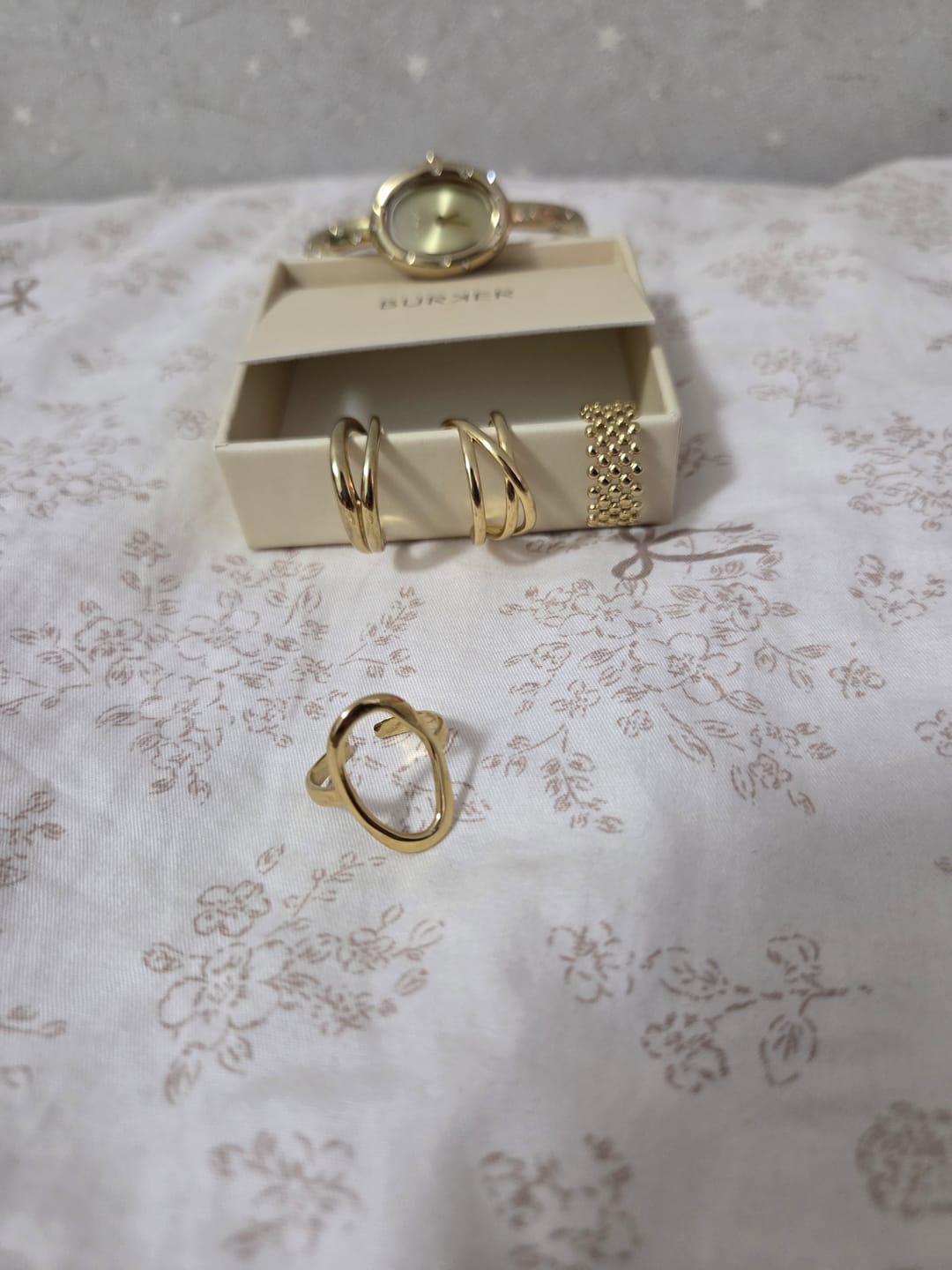 Customer photo review of Feya Ring