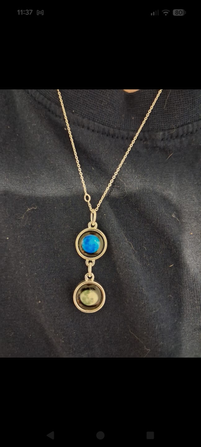 Customer photo review of Mini Ituri Necklace in Gold