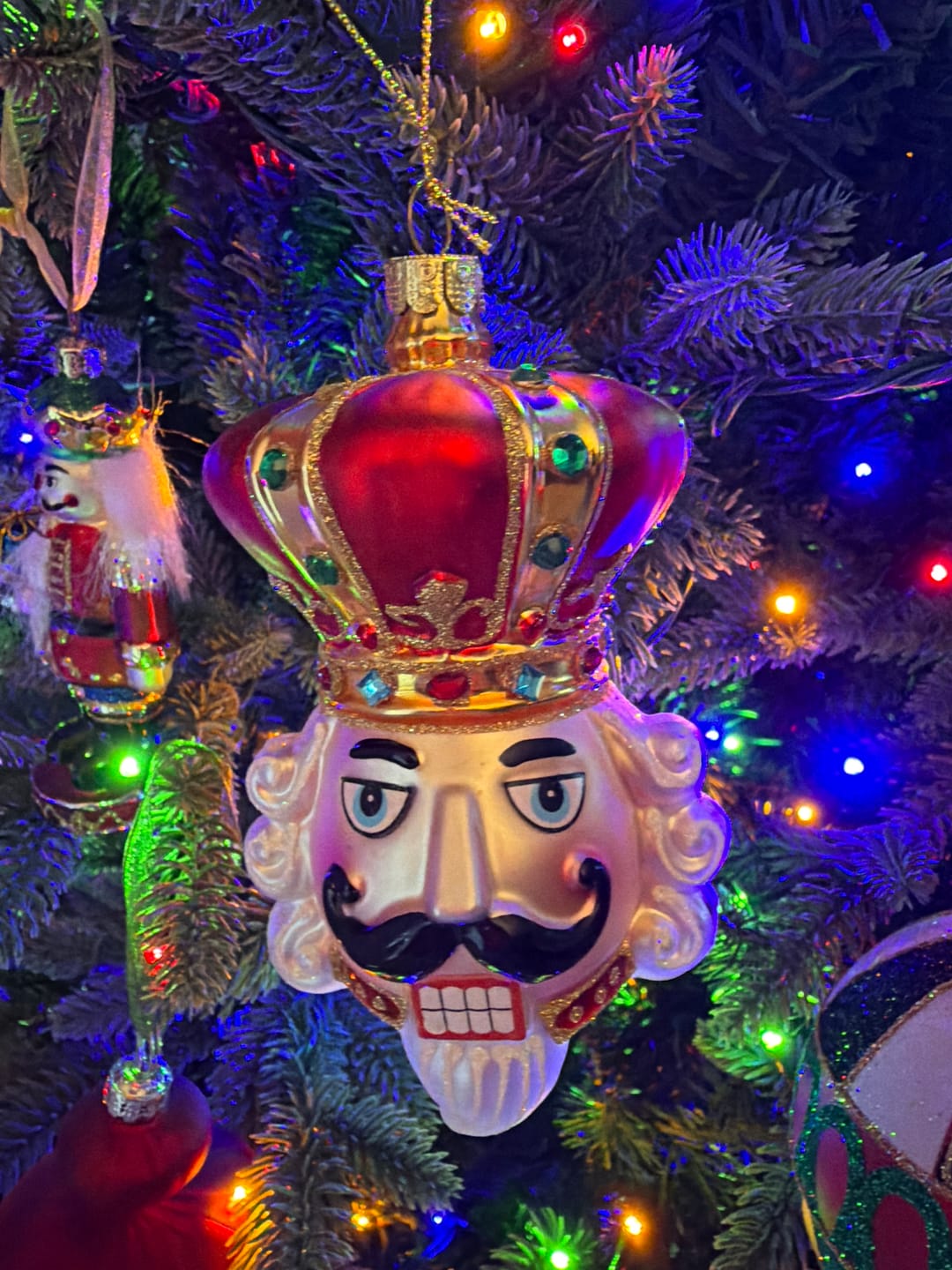 Customer photo review of Kurt Adler Glass Nutcracker & King Head Ornament