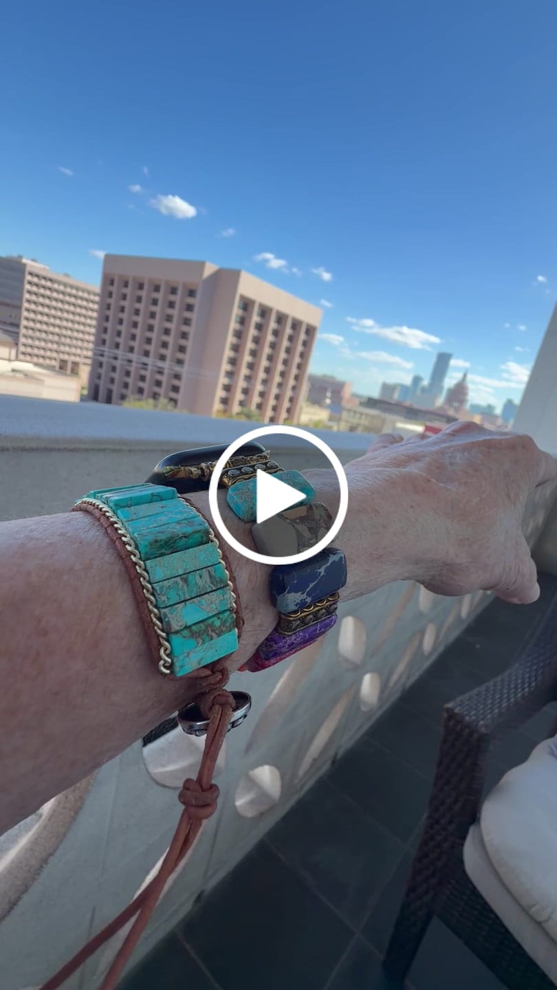 Customer video review of Chic Chakra Stretch Apple Watch Strap