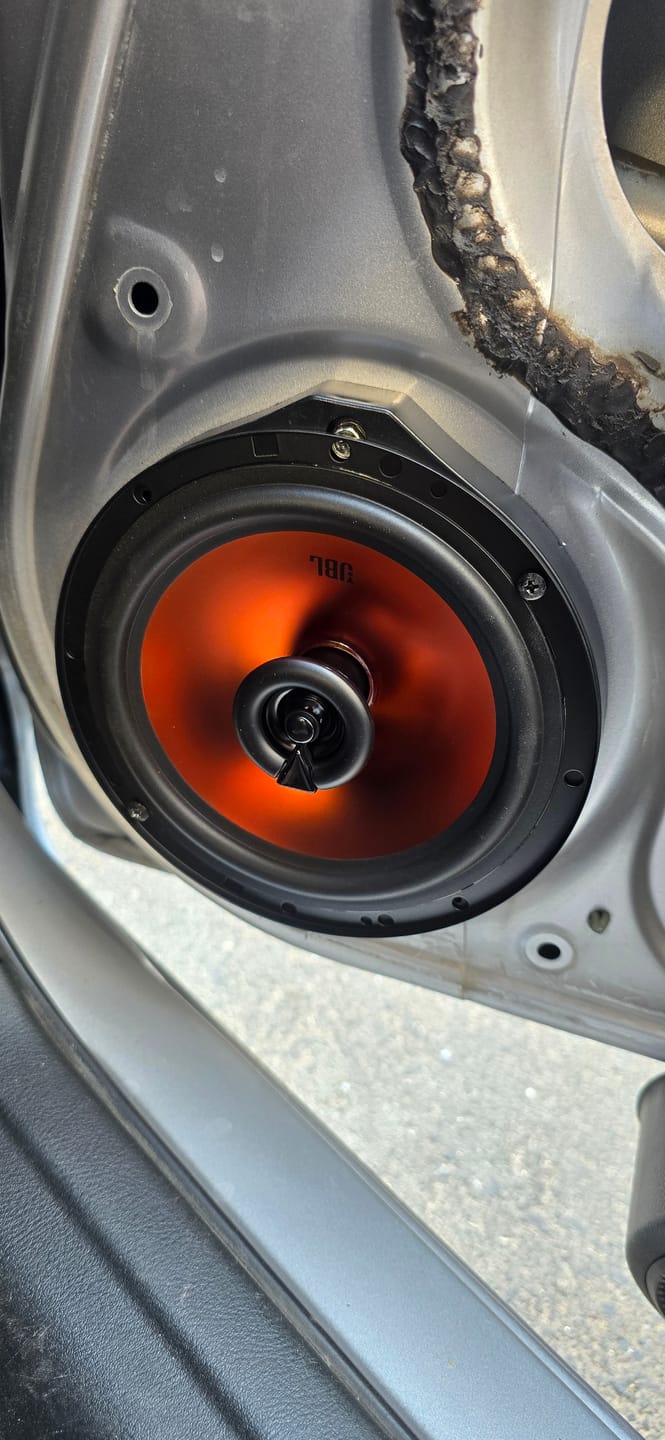 Customer photo review of זוג רמקולים לרכב JBL Stage1 62