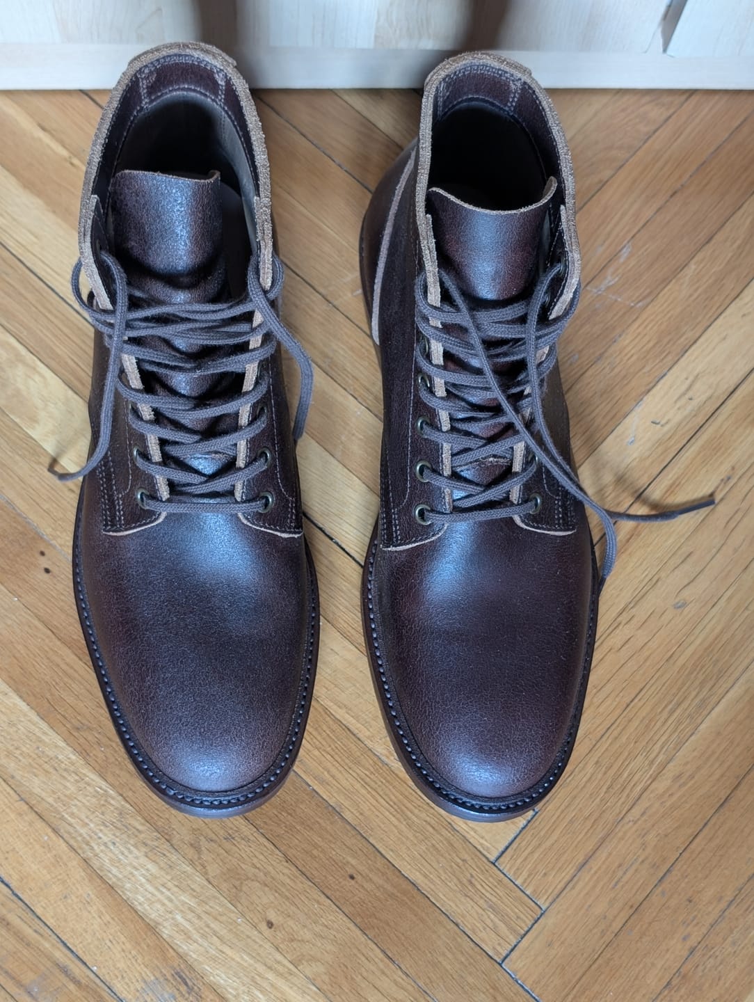Customer photo review of Plain Commander Boot - luosjiet®boots -  Dark Brown TeaCore Smooth Cowhide