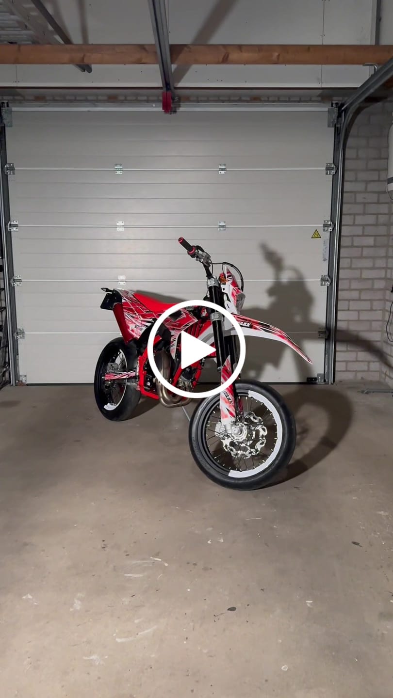 Customer video review of FULL CUSTOM GRAPHICS KIT