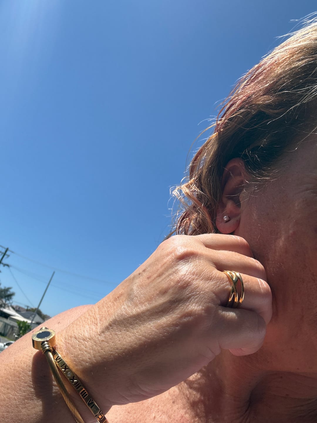 Customer photo review of Free Sofia Pearl Stud Earrings