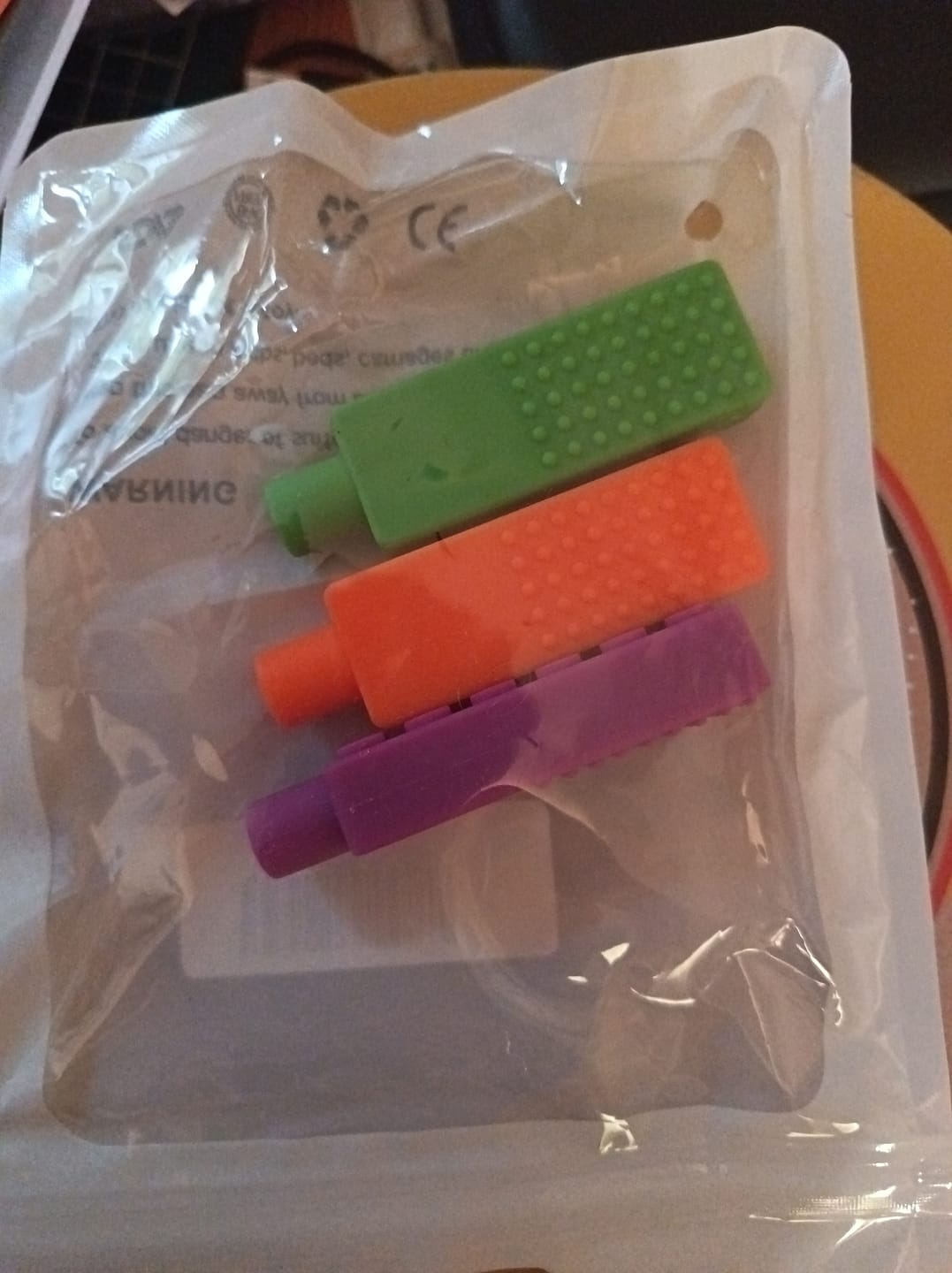 Customer photo review of Embout à mâchouiller pour crayon brique (lot de 5)