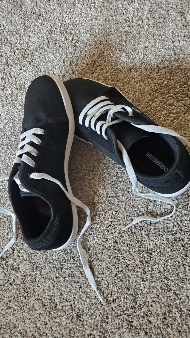 Customer photo review of Bugle - Barefoot Shoes