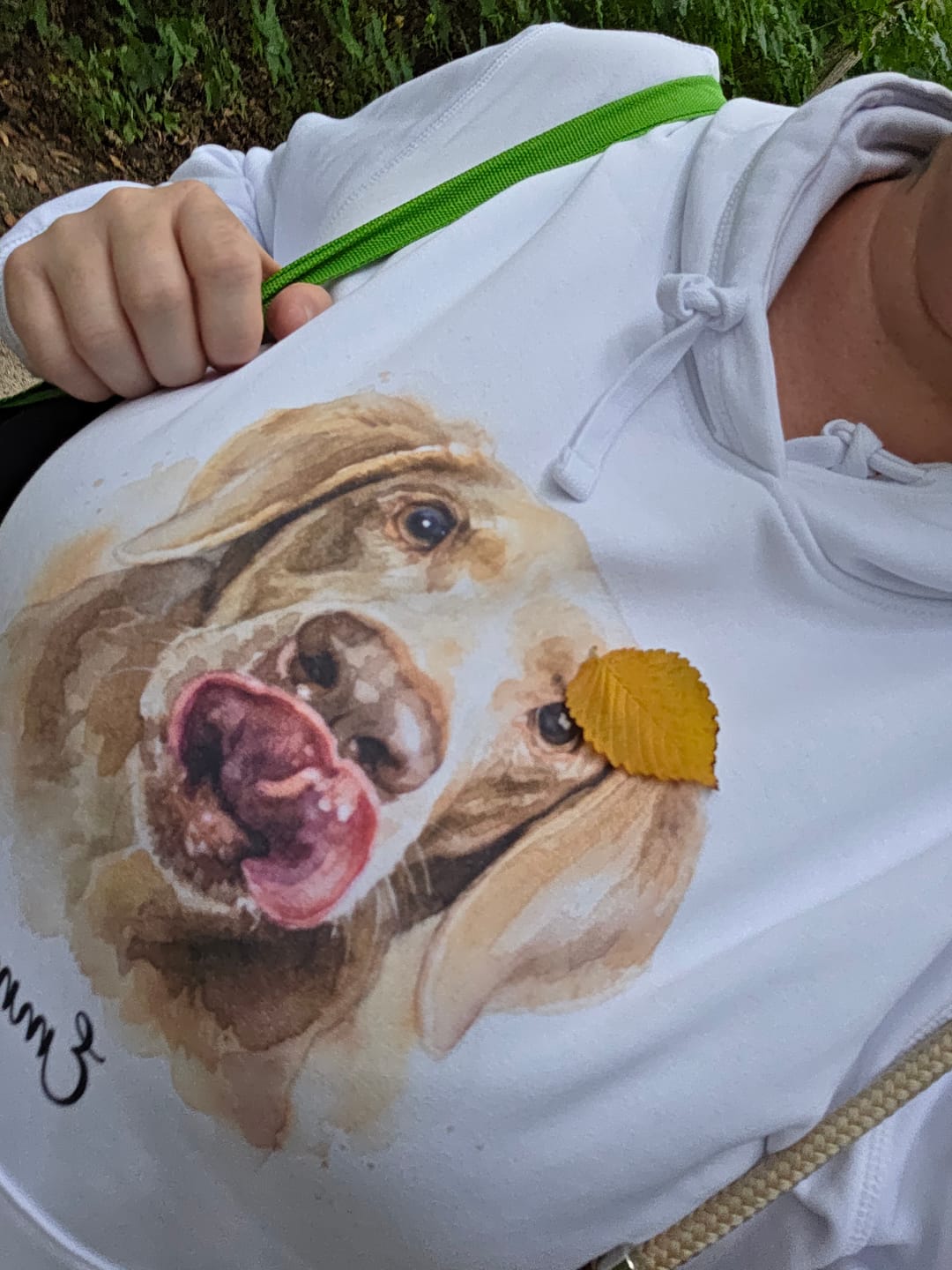Customer photo review of Hoodie mit Aquarell-Tierportrait