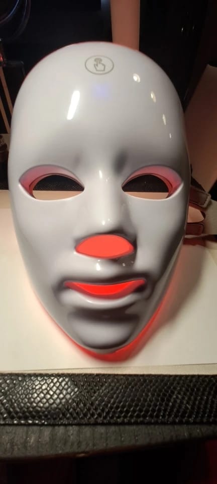 Customer photo review of NYSTOX LED MASK
