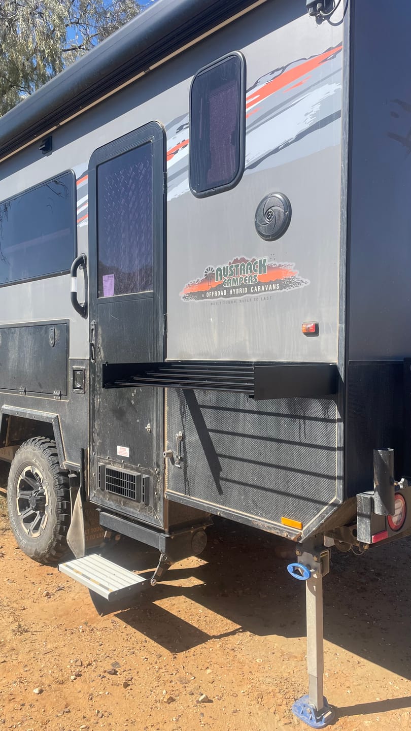 Customer photo review of Locking Pins (Caravan Rack)