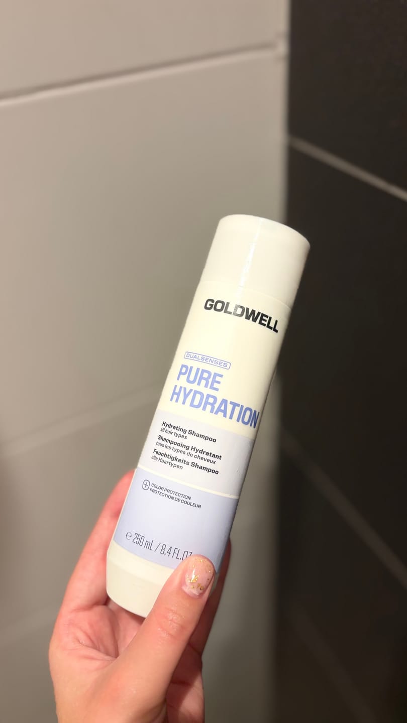 Customer photo review of Pure Hydration Hydrating Shampoo
