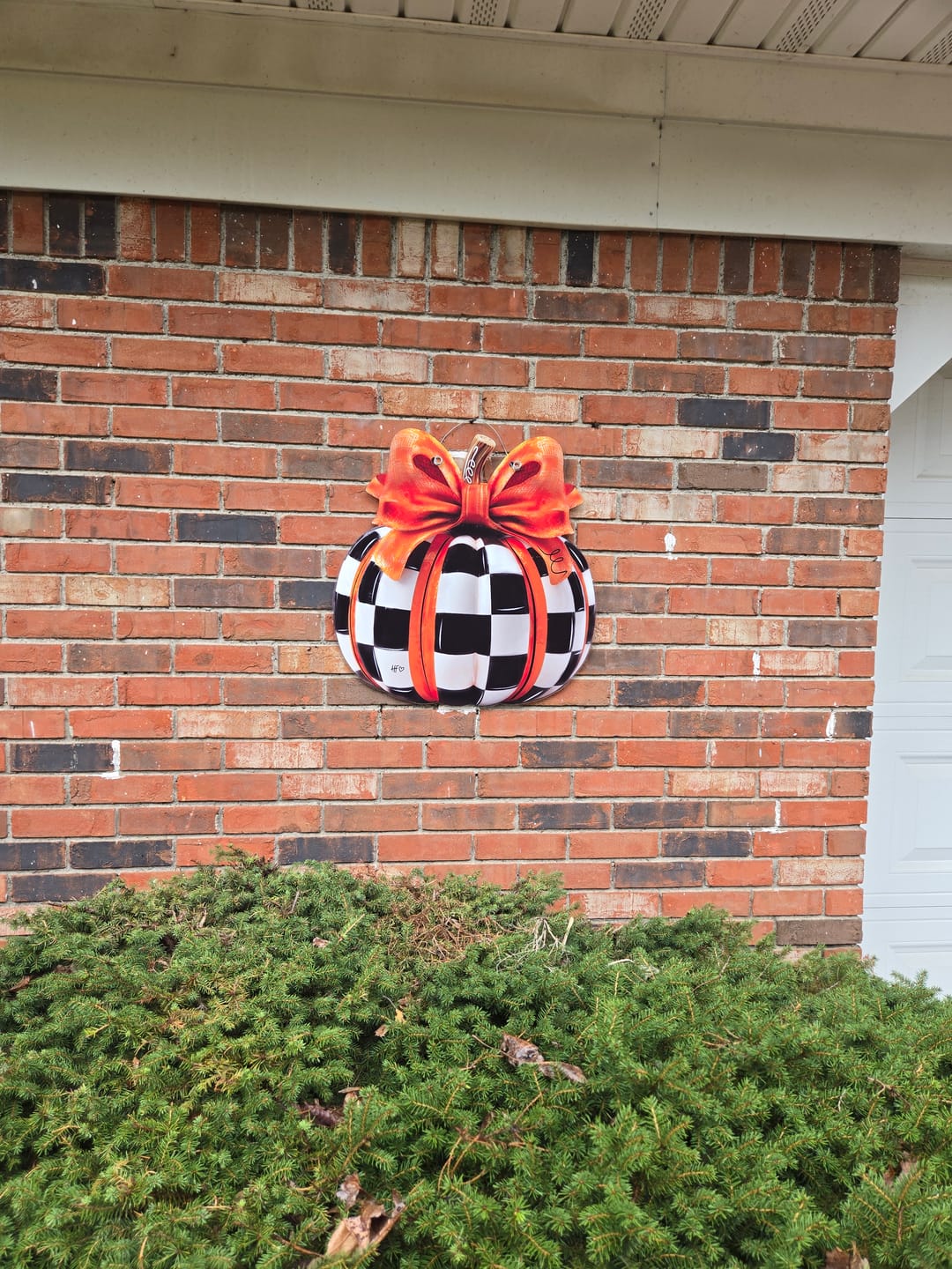 Customer photo review of Elegant Checkered Pumpkin Door Hanger