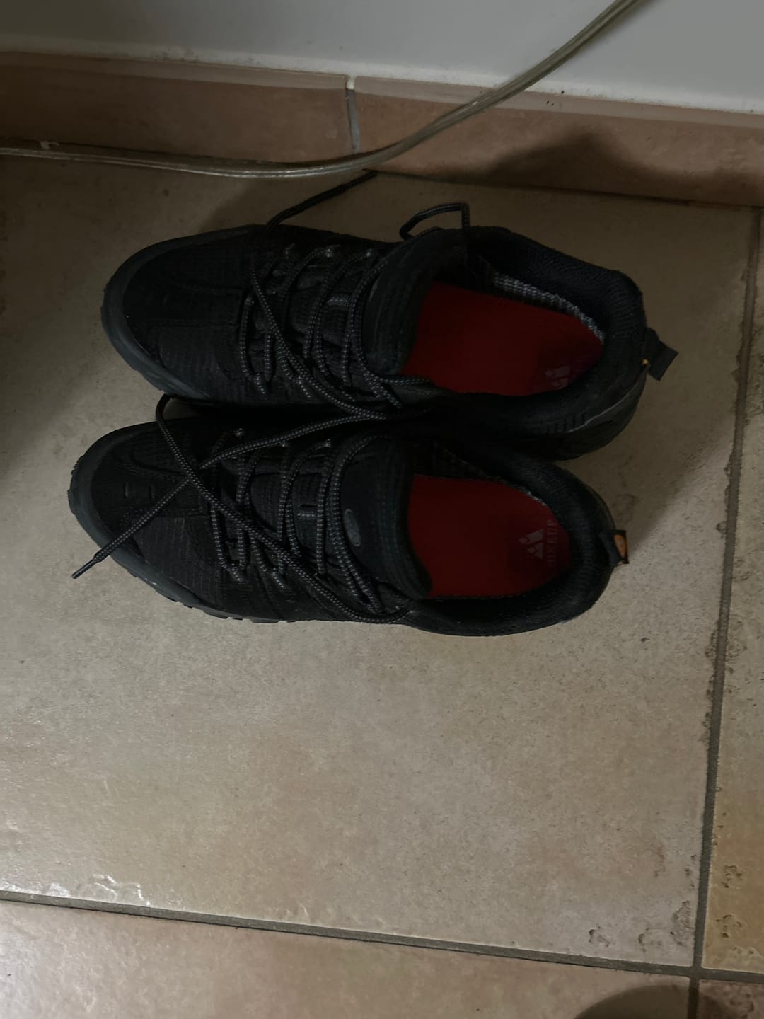 Customer photo review of Chaussures de randonnée en cuir suédé pour homme