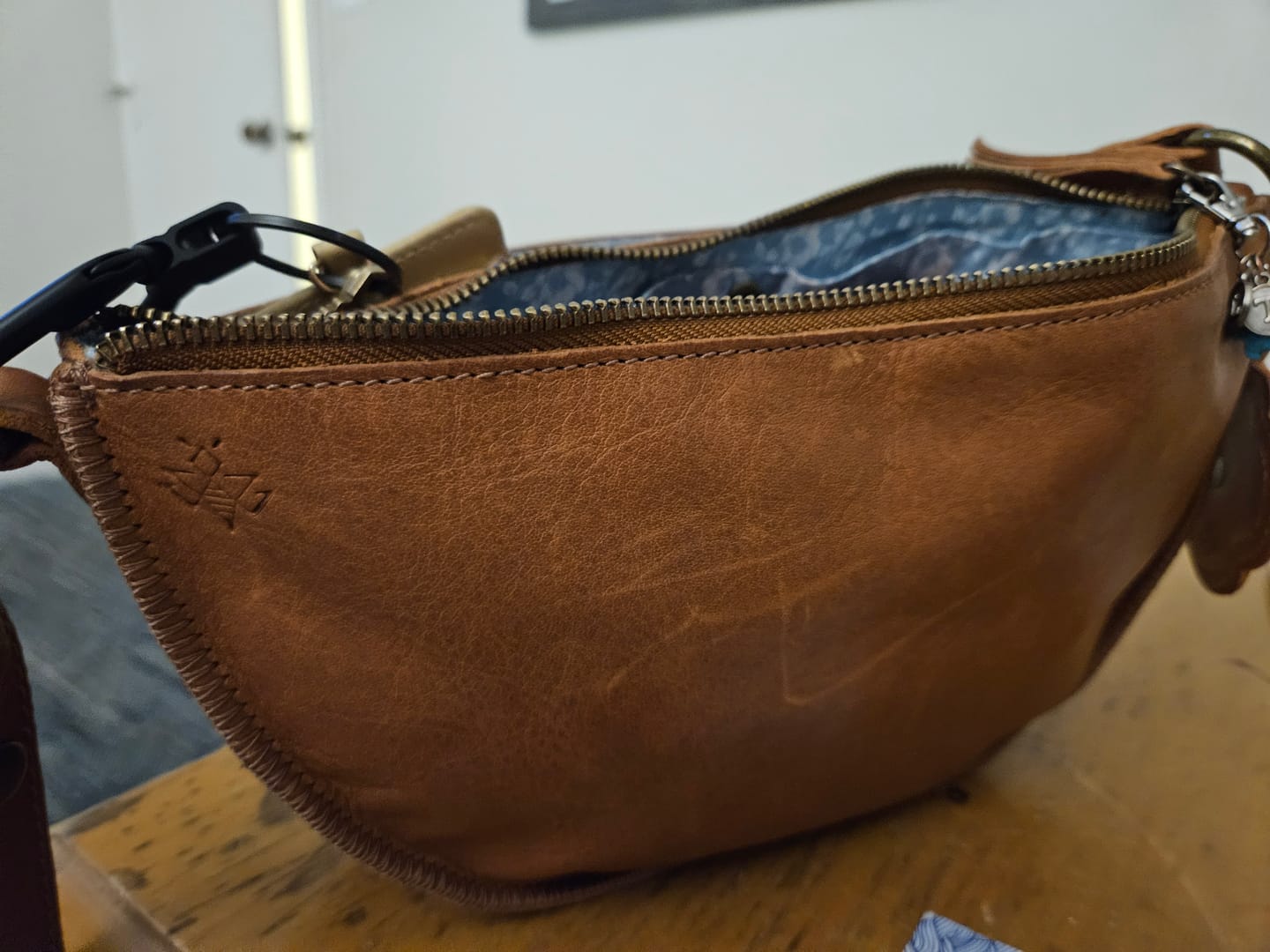 Customer photo review of Honey Biggie Bee (Seconds)