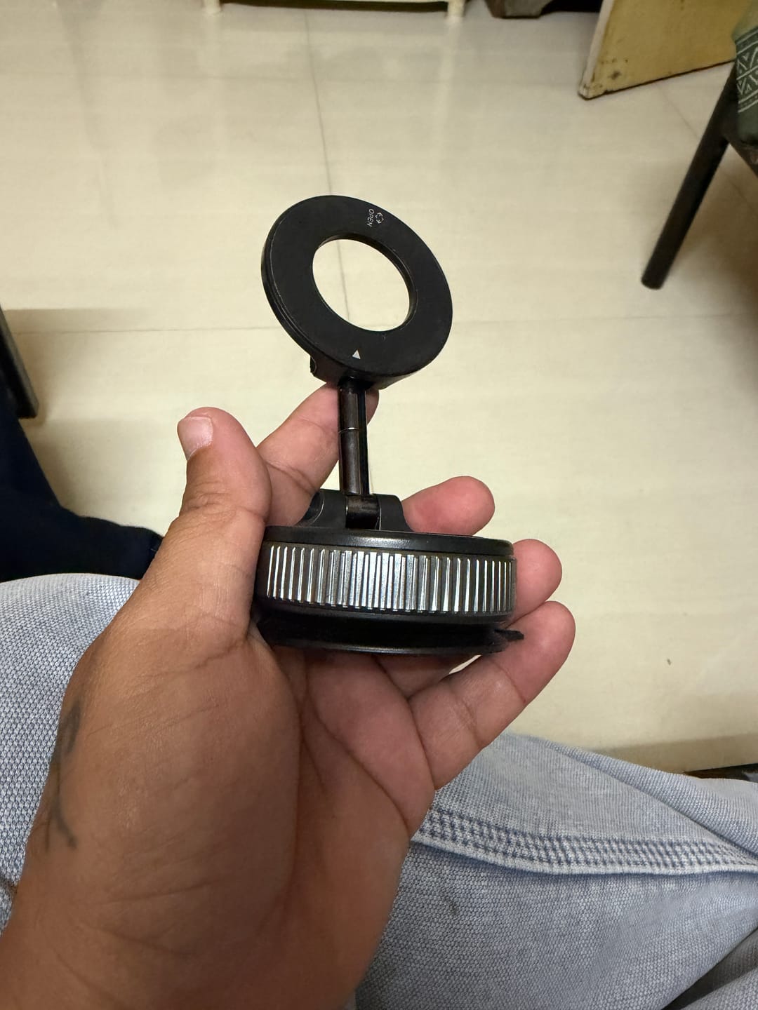 Customer photo review of 360° MagPro Magnetic Phone Holder by Casence