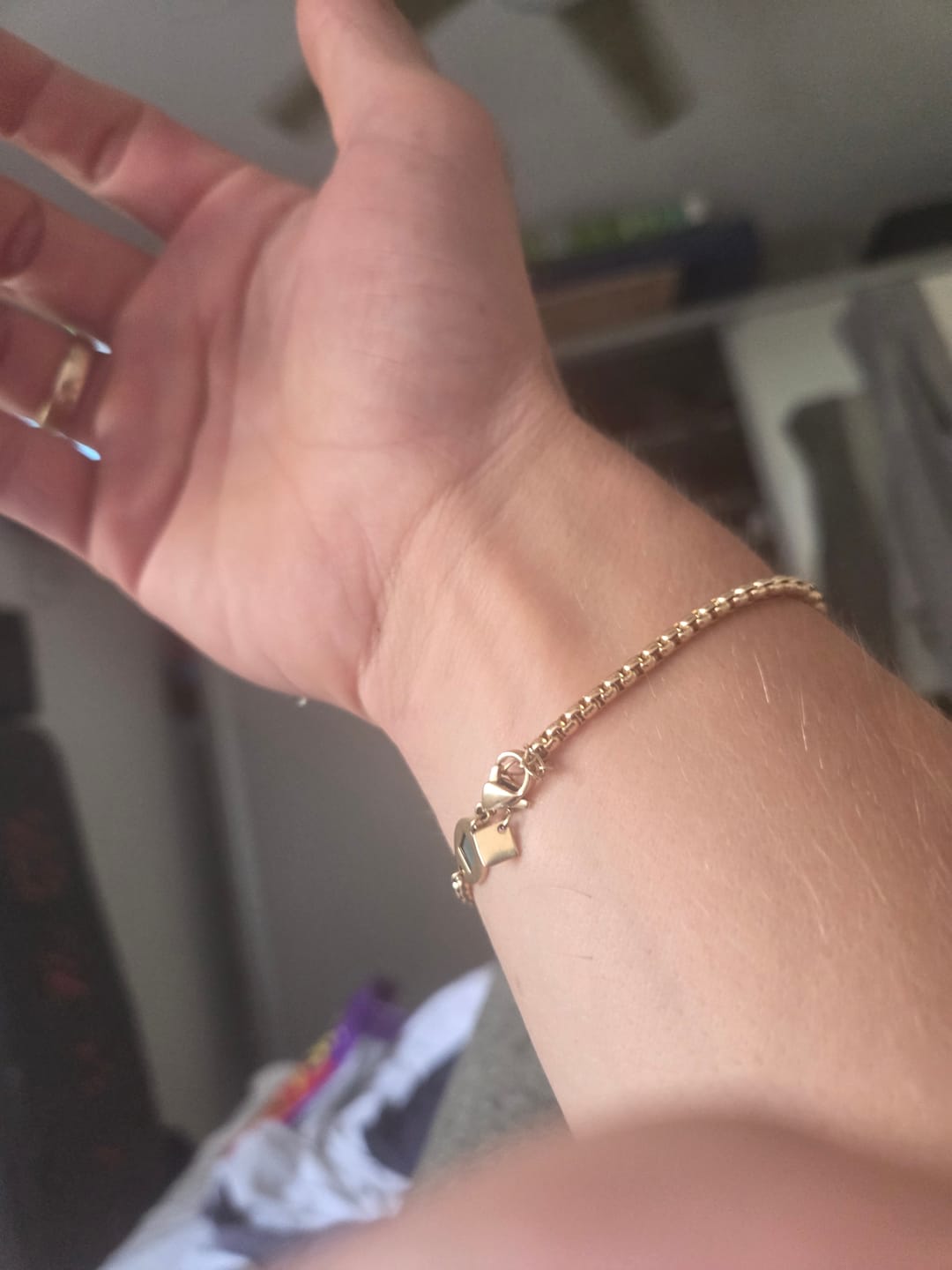Customer photo review of Box Bracelet - 3mm