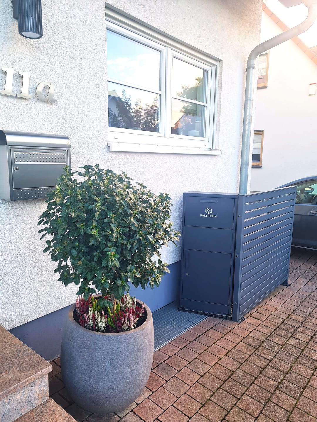 Customer photo review of Stand-Paketbox PB5 in Anthrazit (RAL7016)