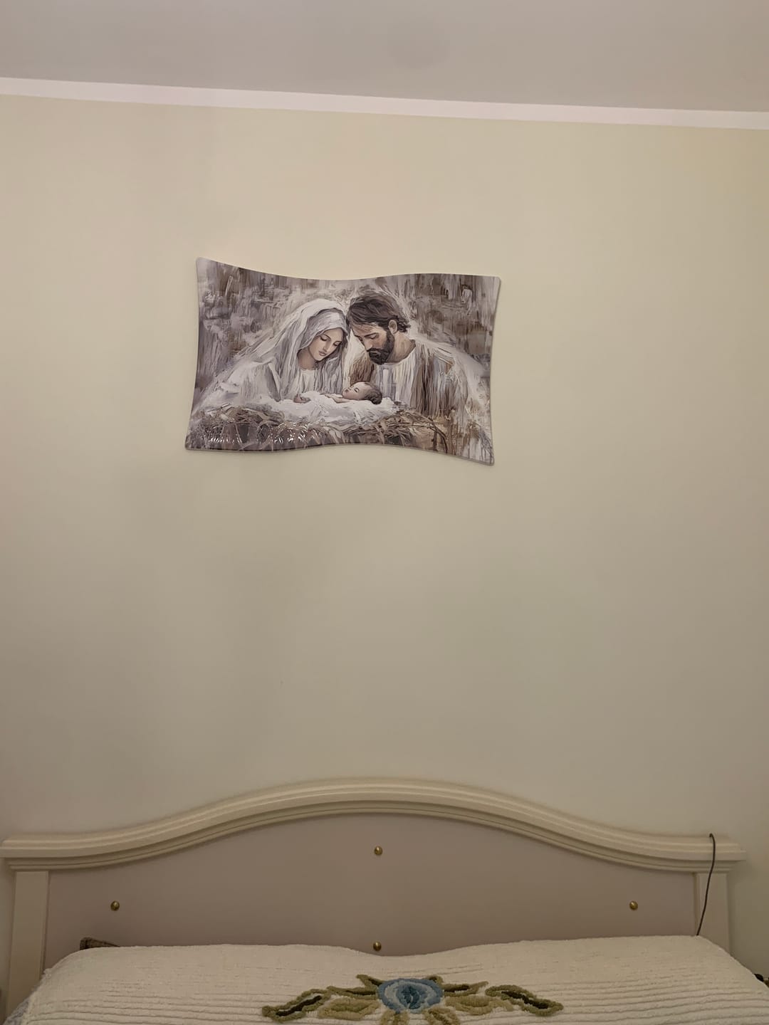 Customer photo review of Capezzale Flag “Luce Sacra” con Sacra Famiglia ideale per Camera da Letto