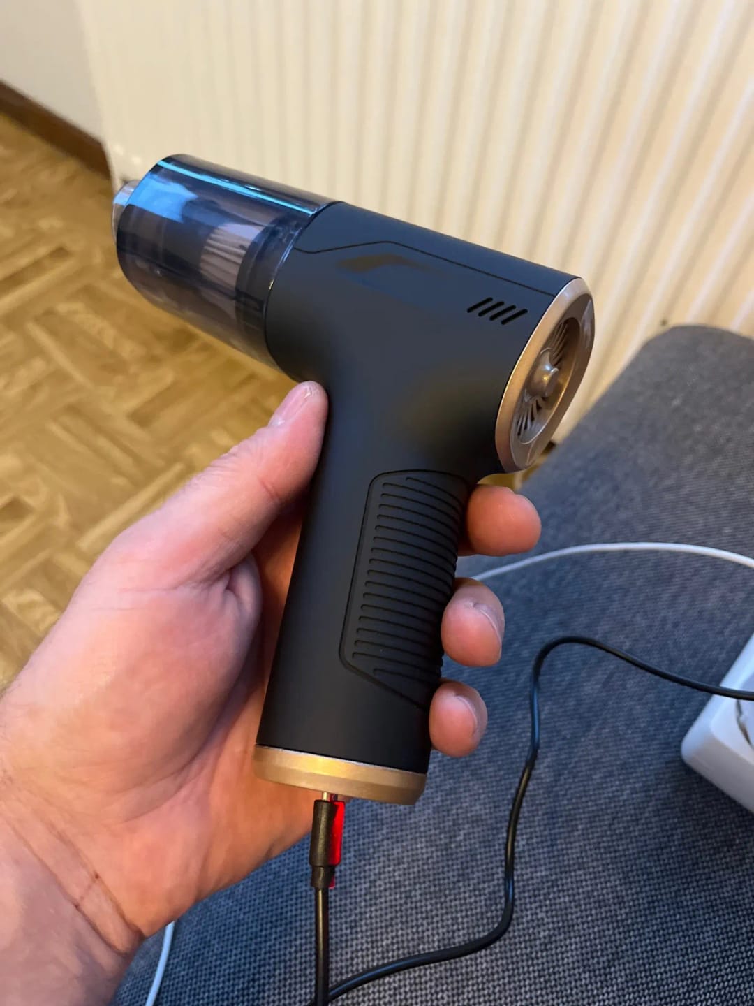 Customer photo review of DOUA MiniVac Pro
