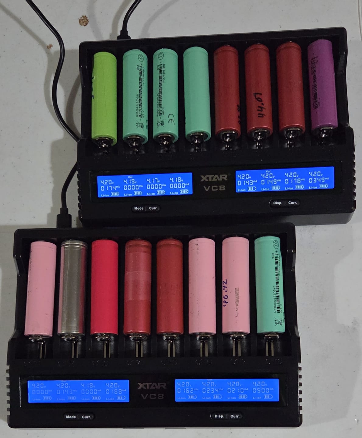 Customer photo review of XTAR VC8 8 Bay Smart Li-ion Battery Charger