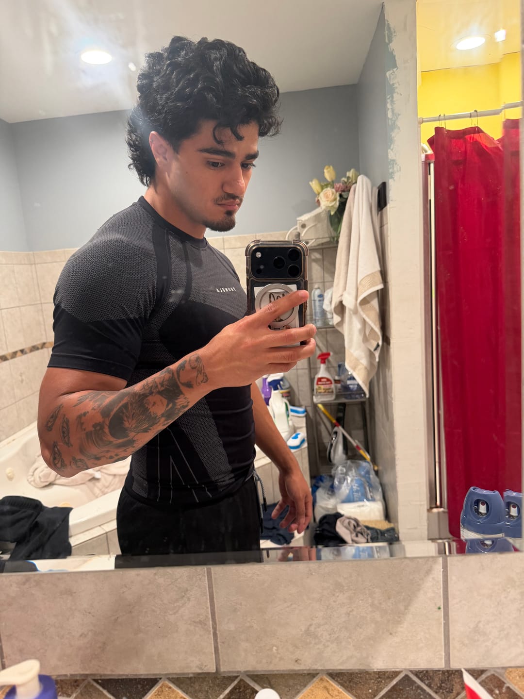 Customer photo review of 4294 - Apex Compression Tees