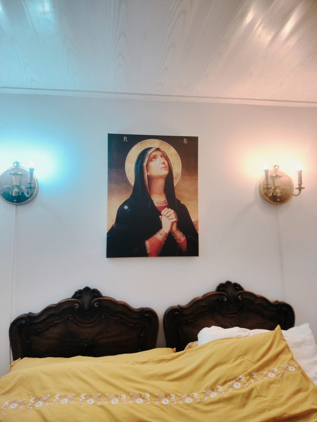 Customer photo review of Tablou canvas  Fecioara Maria Maica Domnului