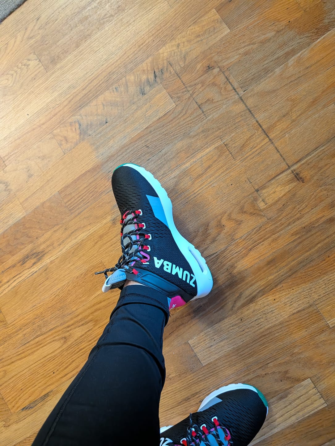 Customer photo review of Zumba Air Funk - Black/Pink