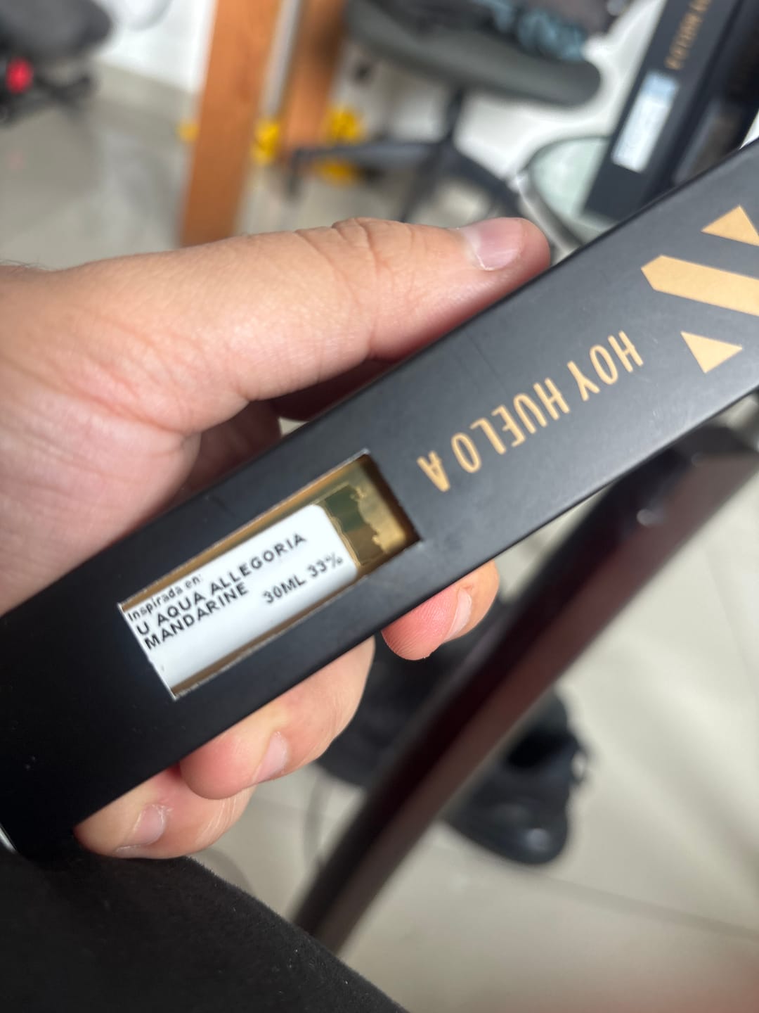 Customer photo review of Perfume Tendencia U AQUA ALLEGORIA MANDARINE BASILIC JUNIO 2025