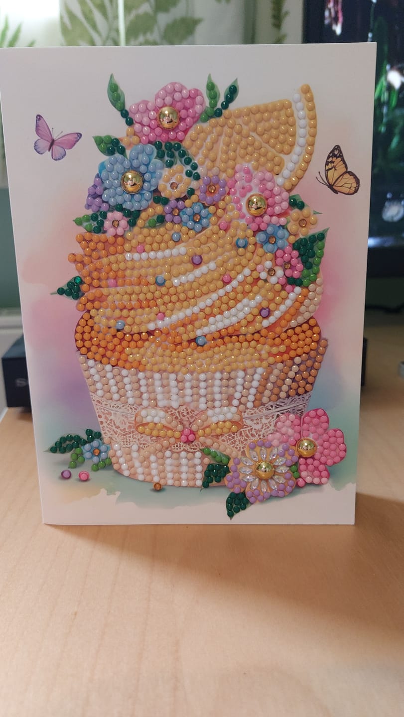 Customer photo review of Lemon Cupcake Crystal Art Card Kit 12.6cm x 17.5cm