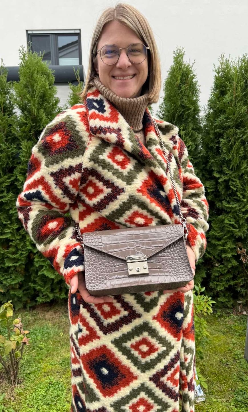 Customer photo review of DIY-Box: The Ultimate Crossbody