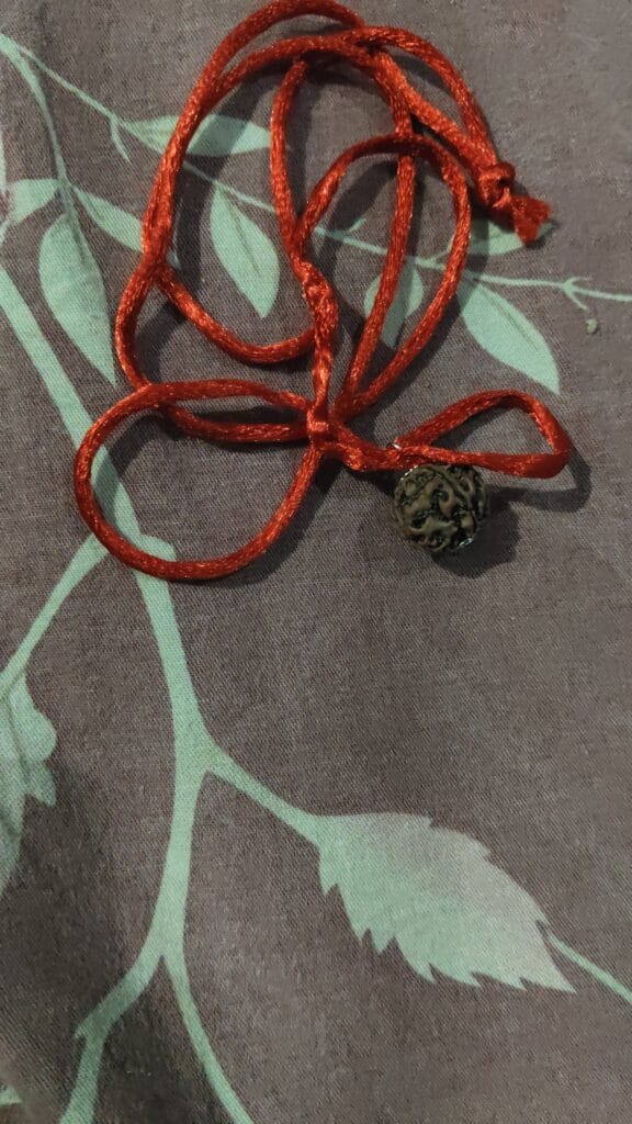 Customer photo review of Nepal Origin 5 Mukhi Rudraksha – 100% Natural & Certified