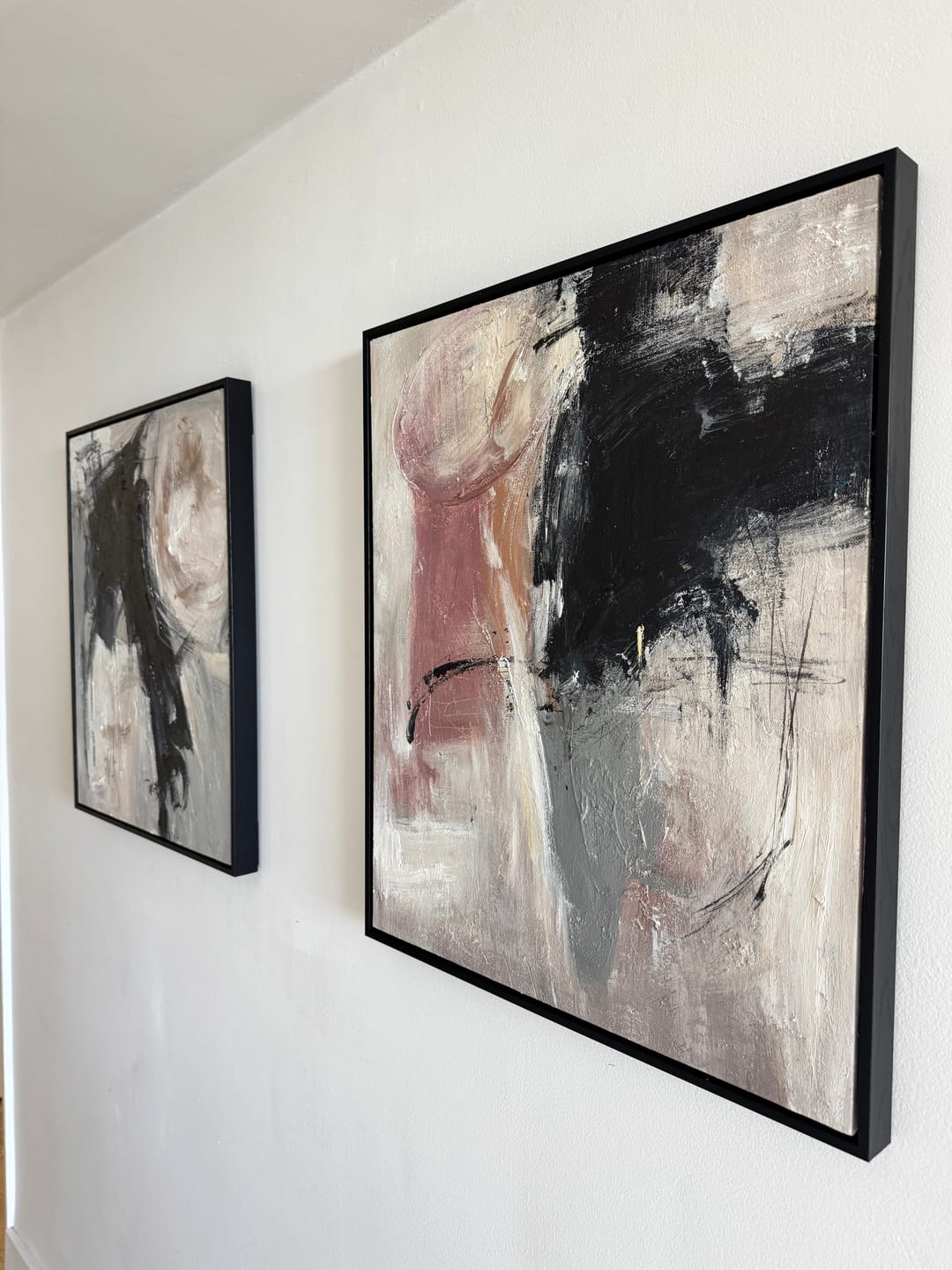 Customer photo review of Minimalist Abstract Art #MA486