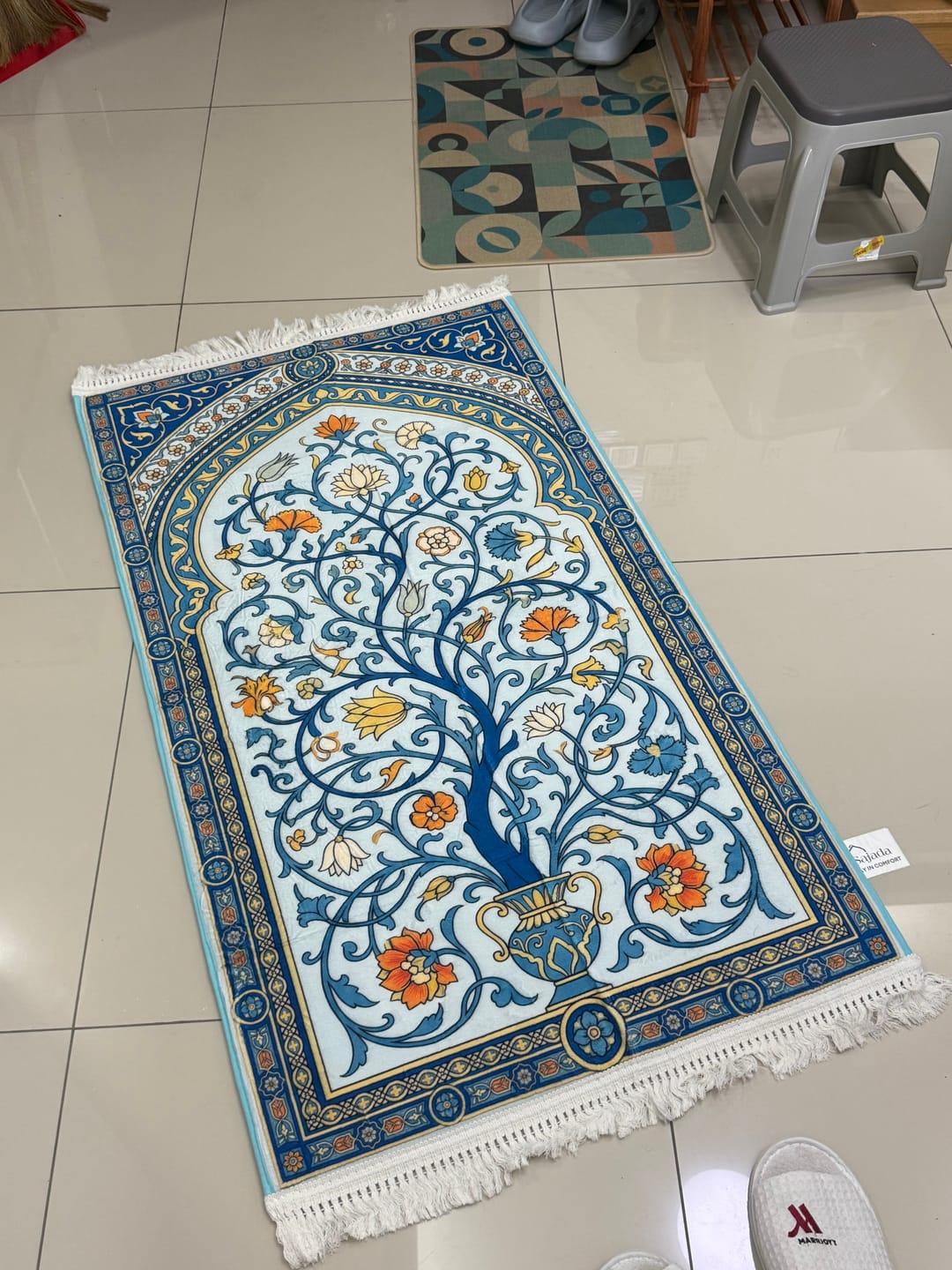Customer photo review of Safa Flora Padded Prayer Mat