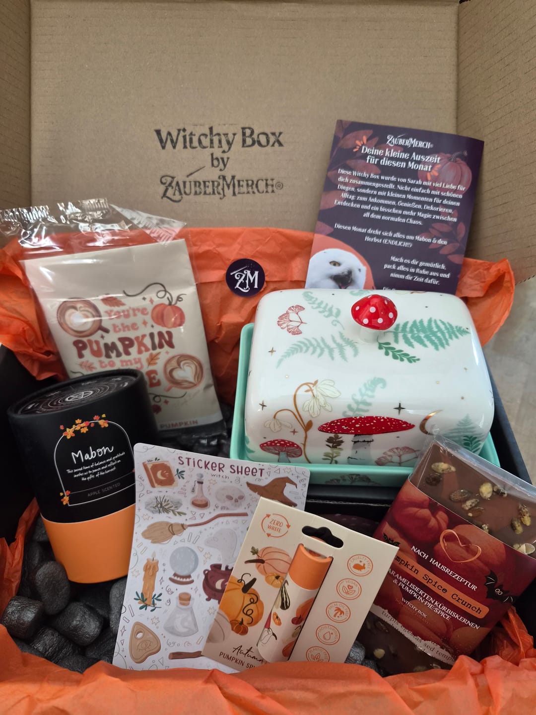 Customer photo review of Witchy Box September (Monatlich wechselnd & limtiert)