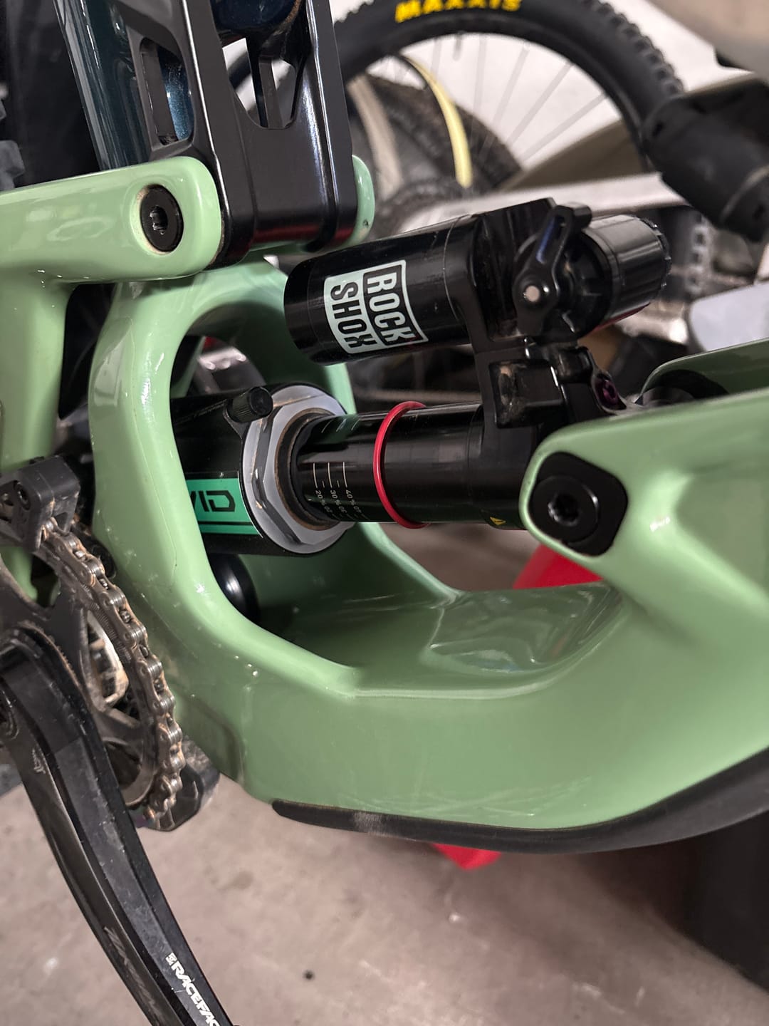 Customer photo review of Custom 2023 RockShox Vivid  Decal